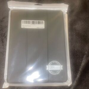 IPAD CASE. 7th Generation. BRAND NEW.  NEVER OPENED. Electronics